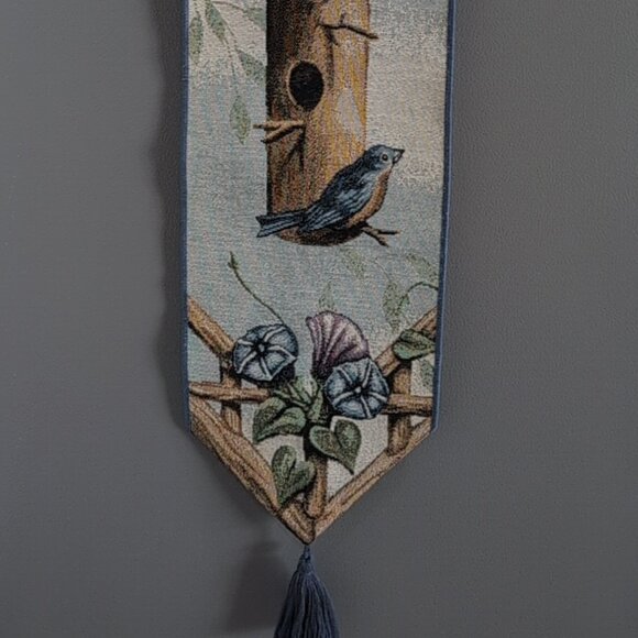 Manual Woodworkers Tapestry "Nesting Place" Birds Floral 41" Long - Picture 1 of 5